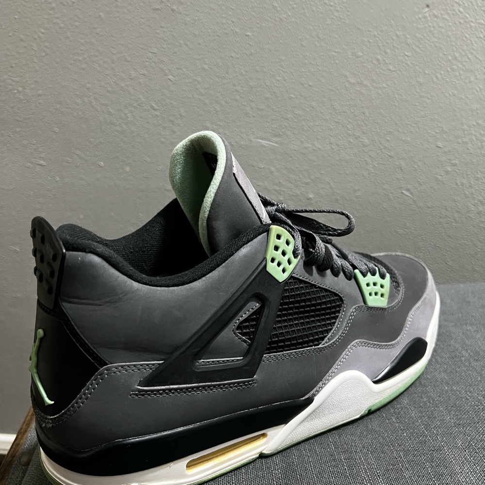 Nike Air Jordan 4 IV Green Glow 308497-033 - Picture 3 of 16